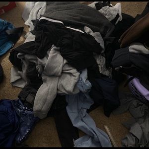 Pile of clothes read description pls